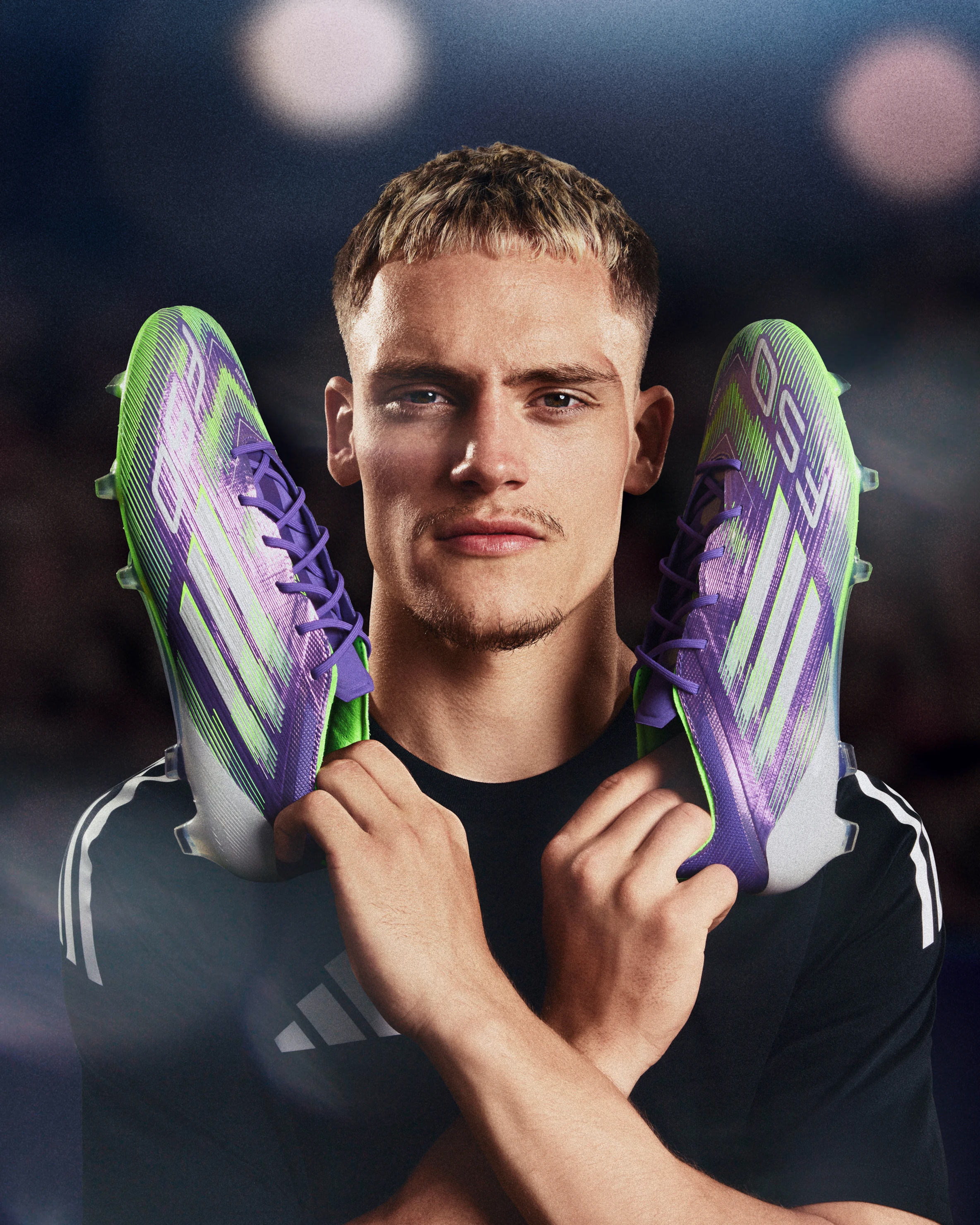 Foto- und Videoproduktion für Adidas mit Florian Wirtz in Kooperation mit der Agentur Homeground London in Leverkusen / Photo and video production for Adidas featuring Florian Wirtz in cooperation with the Homeground London agency in Leverkusen.